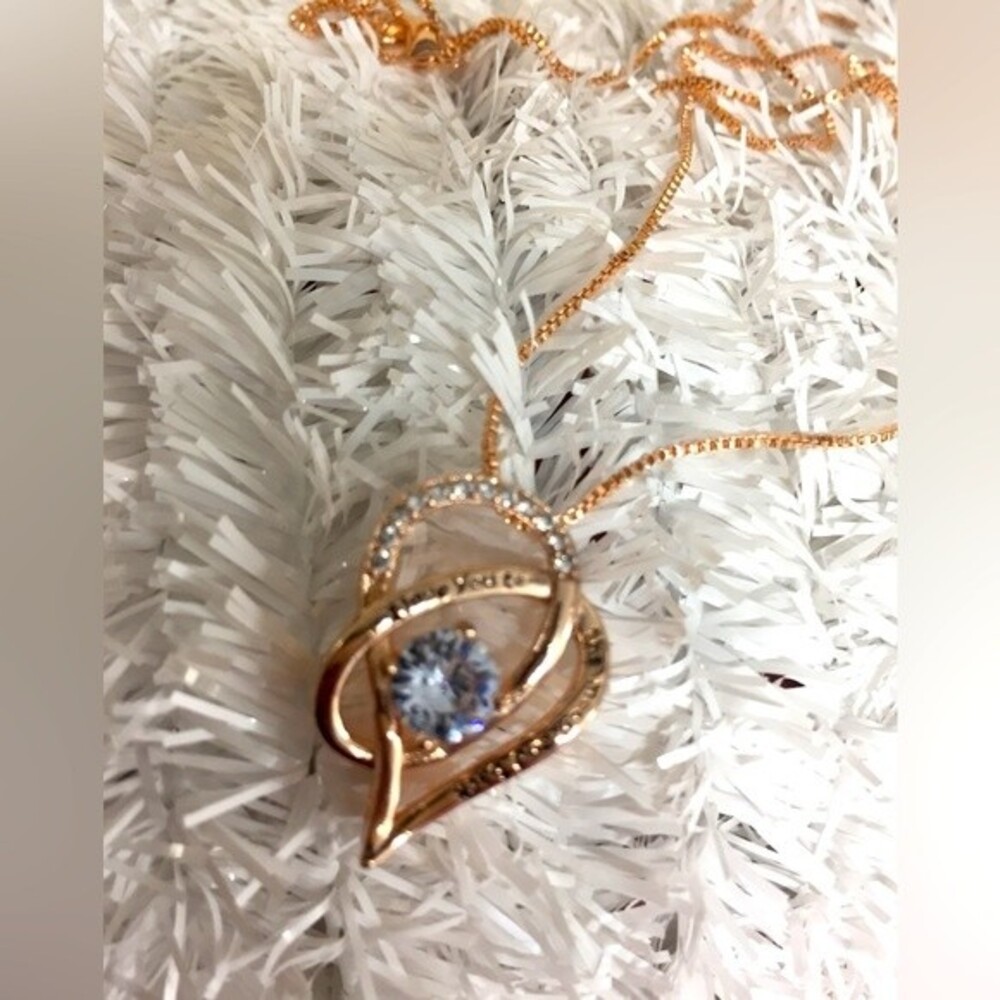 NWOT Rose Gold Necklace Infinity Heart Crystals I Love You to the Moon and Back